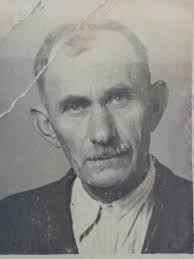 Iz rublike Sjećanja Na današnji dan 4.12.1971. umro je Ivan Kukrika (1895-  1971) zvani Ćile iz Koteza. Bio je od oca Miće (1864-1942) i majke Stane  Kukrika rođ. Đurasović (1865-1957) isto iz
