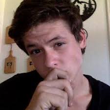 Donavan James Hinson (@dvan5522)