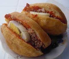 May 15, 2017 · in a bowl, put the baker's yeast and add 2 tbsp of flour and some warm water. Fricasse Wikipedia