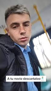 y buenooo me aburro en el laburo un domingo 🙄#fouryoupage #fyp #parati  #viral #greenscreen