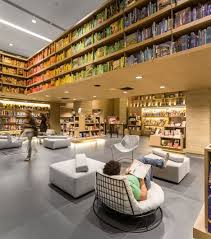 Colour Coded Books Produce A Rainbow Like Display In A Rio Bookshop By Studio Arthur Casas Design Rio De Janeiro Interni