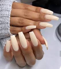 Consider this one of many ways to reimagine a classic french manicure. Pin By Natalia Jay On C L A W Plain Acrylic Nails Coffin Nails Designs Plain Nails
