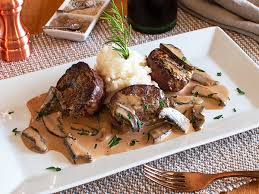 I cooked prime quality beef tenderloin medallions (from costco) in my sous vide water circulator (anova) at 130 degrees for 2 hours (3 hours would not have. Maggiano S Beef Tenderloin Medallions Recipe By Todd Wilbur