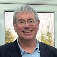 Leon Gillard's Instagram, Twitter & Facebook