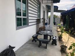 Febby terpaksa putus sekolah, karena untuk melanjutkan sekolah ke jenjang sma di sukabumi tidak ada yang gratis. Set Hitam Putih Serendah Rm250 Kerusi Meja Batu Murah Facebook