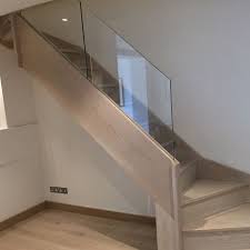This Type Of Winder Staircase Helps Emphasize The Space In Your Home By Removing The Dividing Wall That Is Typic Staircase Design Glass Staircase Stairs Design