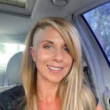 Gina Leonard at Privily Beauty Bar