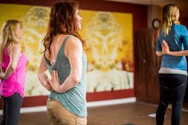 Visitamos yama yoga a principios de junio, mientras que en whistler para media northface. Best Places To Practice Yoga In Whistler The Whistler Insider