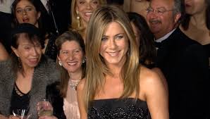 Lisa kudrow revealed why she can't watch friends and i am very upset. Friends Star Lisa Kudrow Alter Werden Ohne Botox Sie Zeigt Wie Es Geht Bunte De