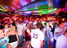 After comming out of the mega park which was a great place.we went into the oberbayern which is just next door.it seemed ok at the time as it was free entry my wife was given a ticket and a tea shirt i was also given a tea shirt but told the man on the. Clubs Nightlife Playa De Palma Jugendreise 2020