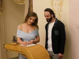 Эти отношения были рассекречены летом текущего года, они спровоцировали большой ажиотаж в обществе. Grachevskij Poshutil Pro Raznicu V Vozraste Averbuha I Arzamasovoj Mk