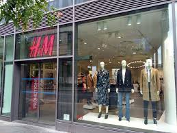 La france est le 4ème pays possédant le plus de magasins h&m au monde, avec 161 magasins. H Et M Hennes Et Mauritz Paris Magasins De Vetement Adresse