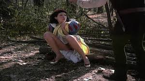 白雪公主XXX模仿 – 1995年 重现 火辣