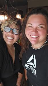 Spent the afternoon with Consuela Tayeb creating a pallet for the Art  Workshop I will be speaking and teaching at next week for Miss Elise's Art  House 😍 Not only do I