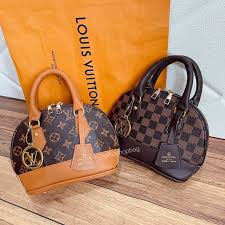 •menjual beg lelaki dan wanita •free shipping ke seluruh semenanjung malaysia •penghantaran ambil masa beg murah malaysia @almandco1. Lv Bag Prices And Promotions Women S Bags Jul 2021 Shopee Malaysia