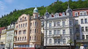 Jahrhunderts erbaute hotel imperial ist eine bekannte sehenswürdigkeit von karlsbad. Namida Magazin Spaziergang Durch Karlsbad Sehenswurdigkeiten Und Spezialitaten Teil 2