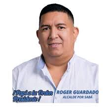 Roger Guardado's Instagram, Twitter & Facebook