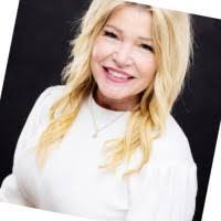 Jackie Fagan's Instagram, Twitter & Facebook