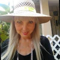 Sue Slagle's Instagram, Twitter & Facebook