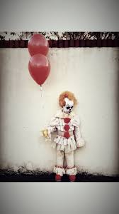 So guys i'm doing another episode in the series of testing my halloween costume this halloween i'm dressing up as pennywise from the new 2017 it please leave. Homemade Pennywise Costume Bored Panda