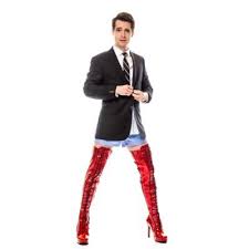He's broadcasting a vro prom! Brendon Urie Brendonurie Twitter
