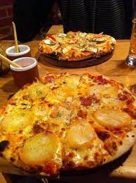 La Pizza Carlo La Pizza Pizza Food