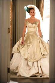 Munique Fashions Choosing The Right Wedding Dress To Suit Your Body Shape Carrie Bradshaw Wedding Dress Wedding Dresses City Wedding Dress