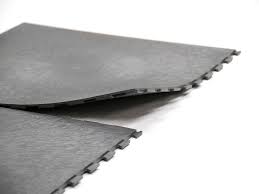 Verlegung pvc schwerlast fliesen in einer industrie halle. Pvc Klickfliesen Bofloor Klickfliesen