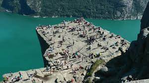 Preikestolen (die kanzel), die bekannteste touristenattraktion in ryfylke, erhebt sich 604 meter der preikestolen ist eine der am meisten besuchten sehenswürdigkeiten in rogaland und eines der. Pulpit Rock Preikestolen Norway In Hd Youtube