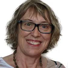 Helen Wozniak's Instagram, Twitter & Facebook