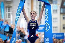 ✈️⚡️ triathlete française a d i d a s skoda fdj sport factory 2016 olympian youtu.be/xyfd0apmlzk. A Seulement 21 Ans Cassandre Beaugrand Remporte Son Premier Titre Mondial A Hambourg Lepape Info
