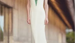 Ihre mutter, tzipi levine, war bereits als model erfolgreich. Bar Refaeli In Her Wedding Dress Brand Chloe Der Zucker Styles Alles Uber Damenmode In 2021