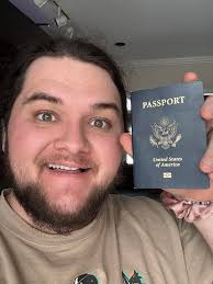 PLEASE everybody tap the link to Kalani Ghost Hunter post and mention  Higgsy's in your comment and what you order.....CAN YOU IMAGINE if we could  get the big man to us? ❤️❤️