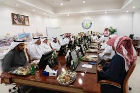 غرفة المدينة المنورة On Twitter عقد مجلس إدارة غرفة المدينة اجتماعه الأول في الدورة الرابعة عشر 1445 1441هـ والمشكل بقرار معالي وزير التجارة رقم 248 وذلك بحضور ممثلي وزارة التجارة الأستاذ عبدالعزيزالشاماني والأستاذ بدر الجابري وقد تم