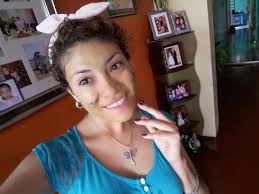 Ariana ob makeup artist