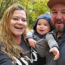 Kathy Kyzer's Instagram, Twitter & Facebook