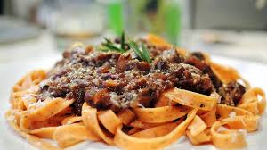 Qui trovi immagini, descrizione e tutti i dettagli sul prodotto. Tagliatelle Al Ragu D Agnello Ricette Di Sardegna