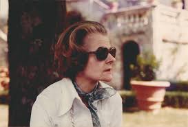 Clarissa, Muse to Power by Hugo Vickers review — Suez and snobbery: the  life of Eden's wife