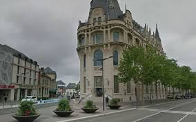 L'adresse du centre des impôts de chartres est : Chartres Un Adolescent De 16 Ans Tue A Coups De Couteau Lors D Une Rixe Le Parisien