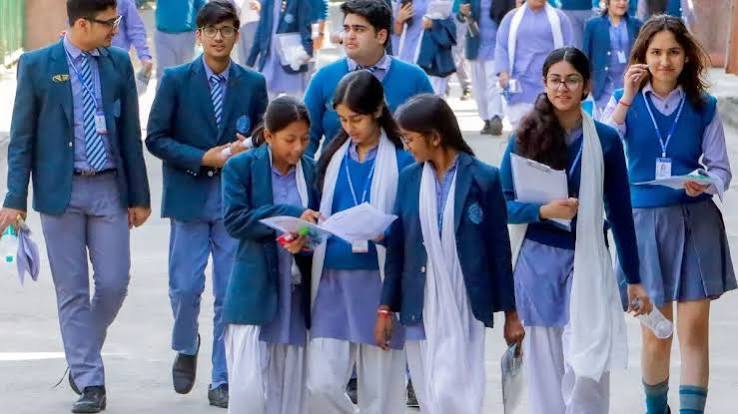 बार-बार फेल होने पर भी नहीं छूटेगी पढ़ाई, श‍िक्षा निदेशालय का स्‍कूलों को निर्देश; छात्रों और उनके अभ‍िभावकों की हो विशेष काउंसलिंग
