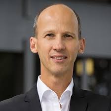 Amazon.com.au: Anthony M. Townsend: books, biography, latest update