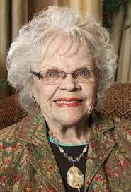 Lillian Jensen's Instagram, Twitter & Facebook