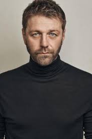 Актёры, режиссер и создатели сериала Парни что надо (2020-…)