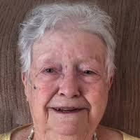 Darlene Muir's Instagram, Twitter & Facebook