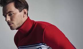 But one particular scene is guaranteed to get your pulse running: Nicholas Hoult Part Of Your Brain Doesn T Want To Walk Down A Corridor Naked Nicholas Hoult The Guardian