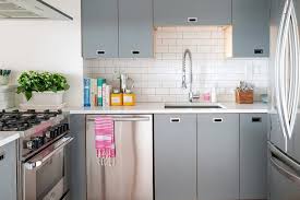Kami dari desainrumahnya.com memberikan anda solusi mengenai interior desain untuk dapur minimalis baik dari sisi gambar desain sampai dengan pembuatan kamar tidur minimalis. 36 Ide Desain Dapur Minimalis Ukuran 2 X 2