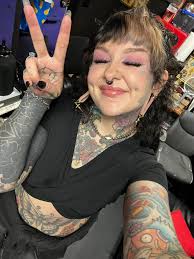 New Jersey Tattoo Artist Shares Gaming Experiences and Seeks Recommendations