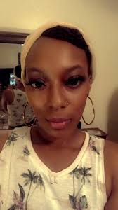 Hi guys, My name is Laura, I'm 30 and from Guadeloupe. I'm a Community  Manager and just started a buy and sell used cars business. What I expect  is 10X my life