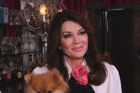 Plus reacts to her lie detector test. Lisa Vanderpump Apologizes To Trans Community After Rhobh Comment Etcanada Com