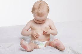 Viele babys leiden unter milchschorf, der sich zu neurodermitis entwickeln kann. Neurodermitis Bei Baby Und Kind Infos Volksversand Versandapotheke